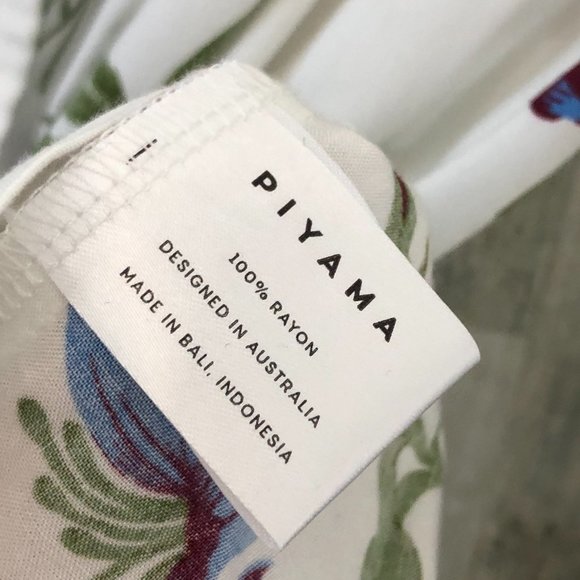 Piyama Harper Feminine Cottagecore Romper - NWT's - Picture 12 of 13